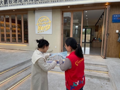 “宝藏”旅游中转站  大鹏较场尾海岸会客厅开门纳客