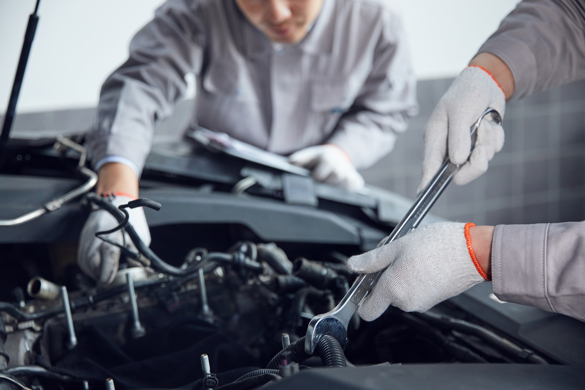 筑牢冬季道路交通安全防线 市北交警严查非法改装车