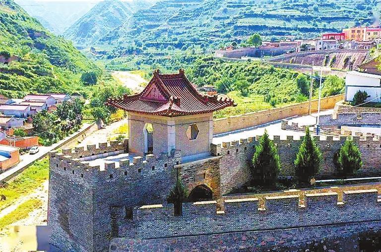 吴砦古城门　资料图