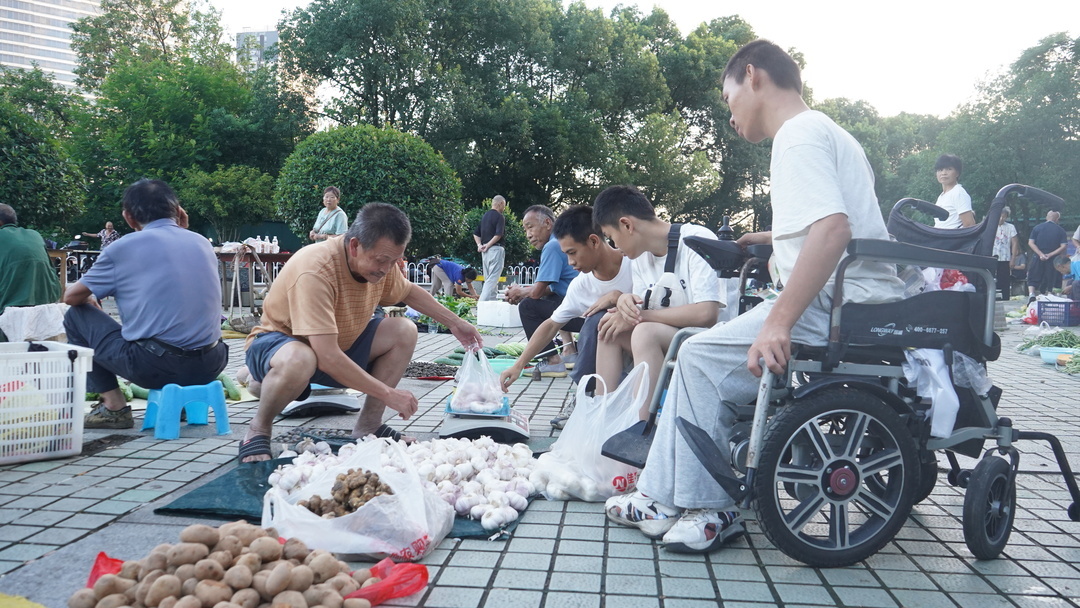 全媒体记者陈春伟 摄