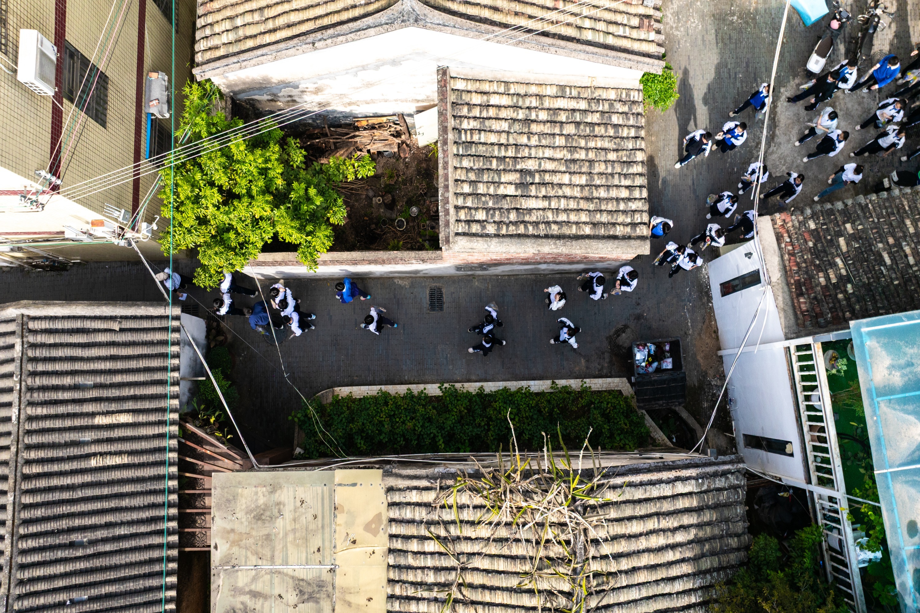 在400年古村，解锁“破次元”美学！福城实验学校学子赴上围艺术村开启美育新课堂