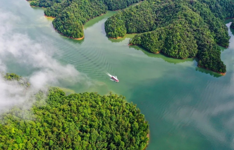 阳明湖风光 钟芳亿摄