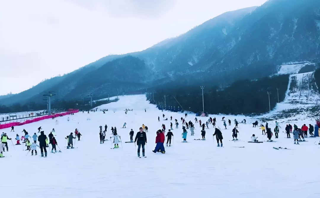 晋公山滑雪场