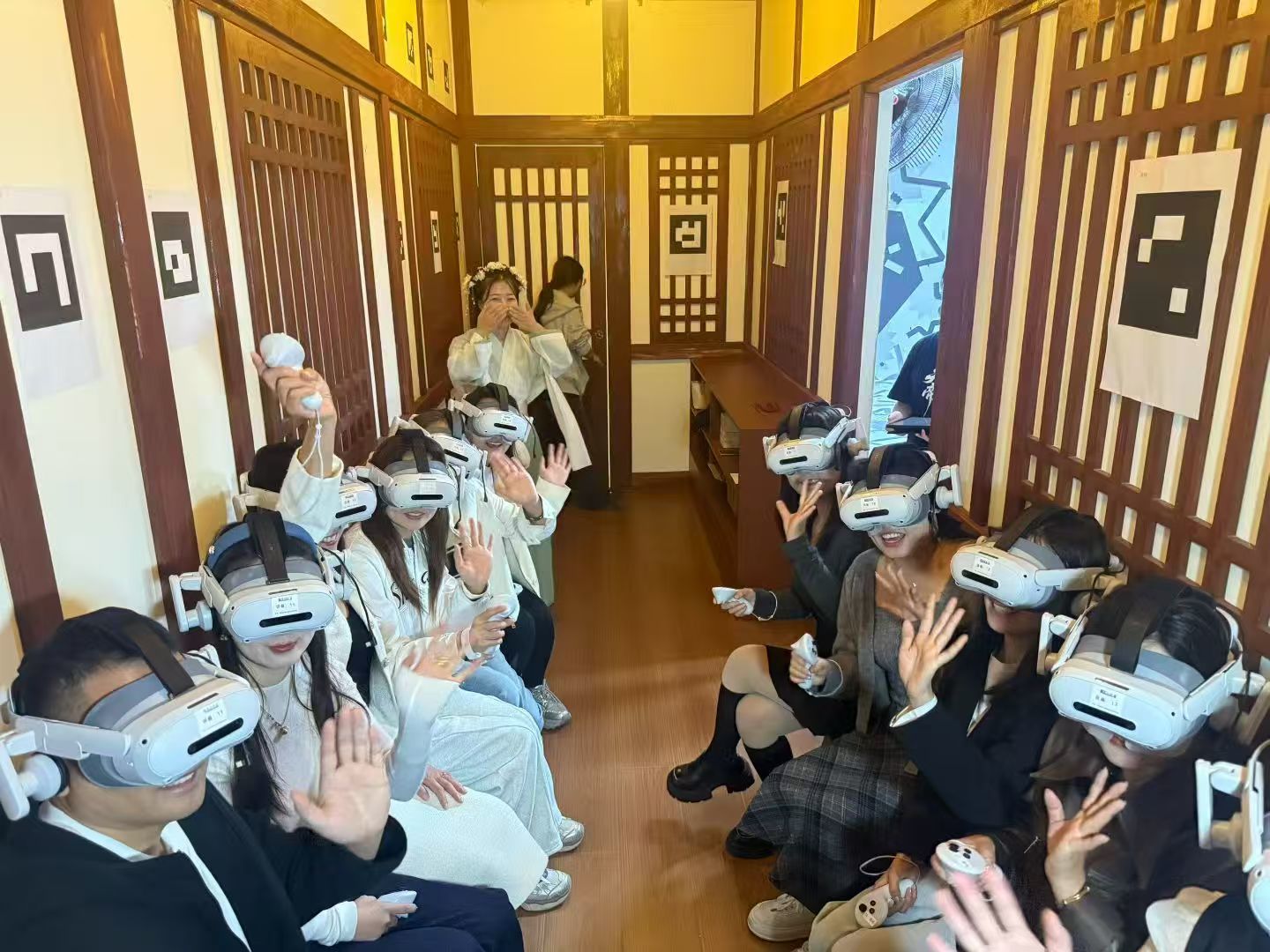 观众体验XR全感互动电影