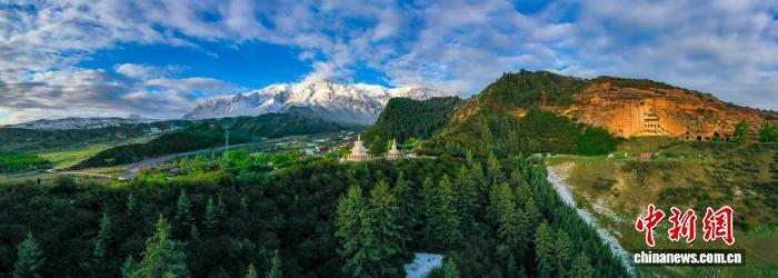 2025年8月,航拍马蹄石窟群旅游区。肃南县委宣传部供图