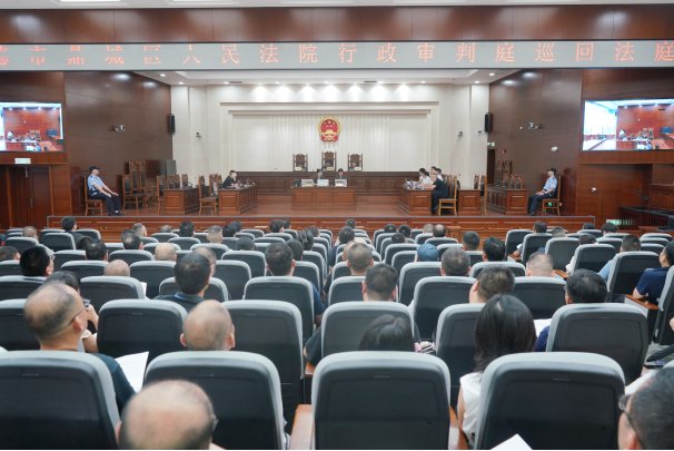 鼎城区法院行政案件庭审