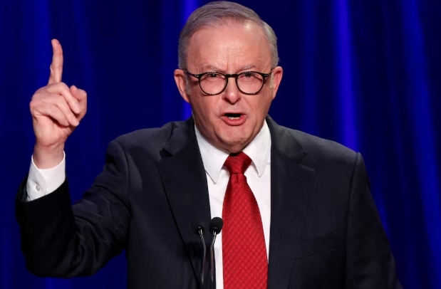 澳总理:这是邪恶行径、反犹行径、恐怖主义行径,这片欢乐的海滩被永久地玷污了