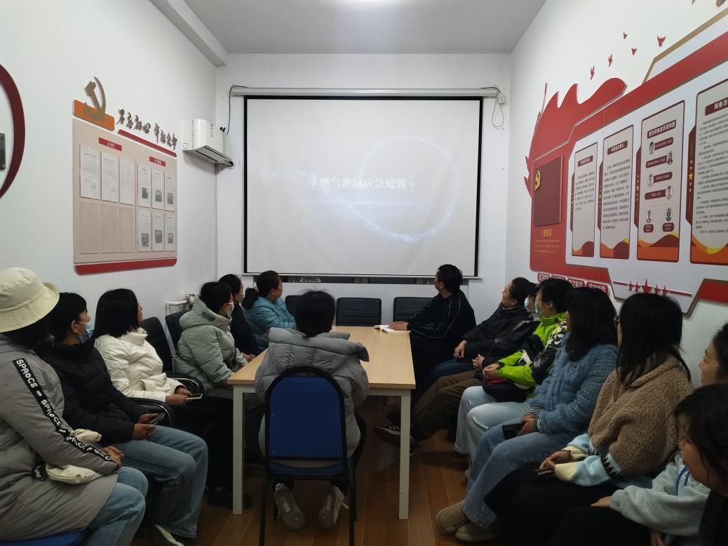 核心价值观我践行 | 让“理响”有声有色 台东街道广饶路社区、步行街社区、青啤社区举办社会主义核心价值观宣讲活动