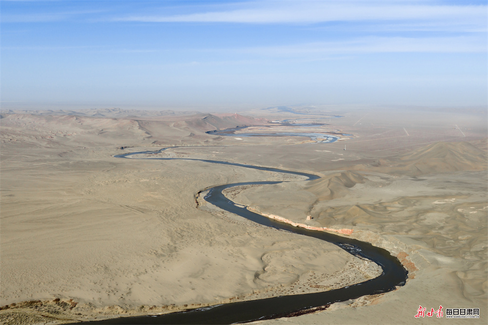 漠水悠悠烽台戍