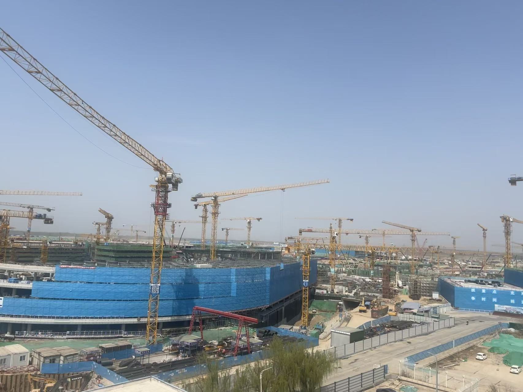 创新为基，以变应变：遥墙机场改扩建工程中的联通力量