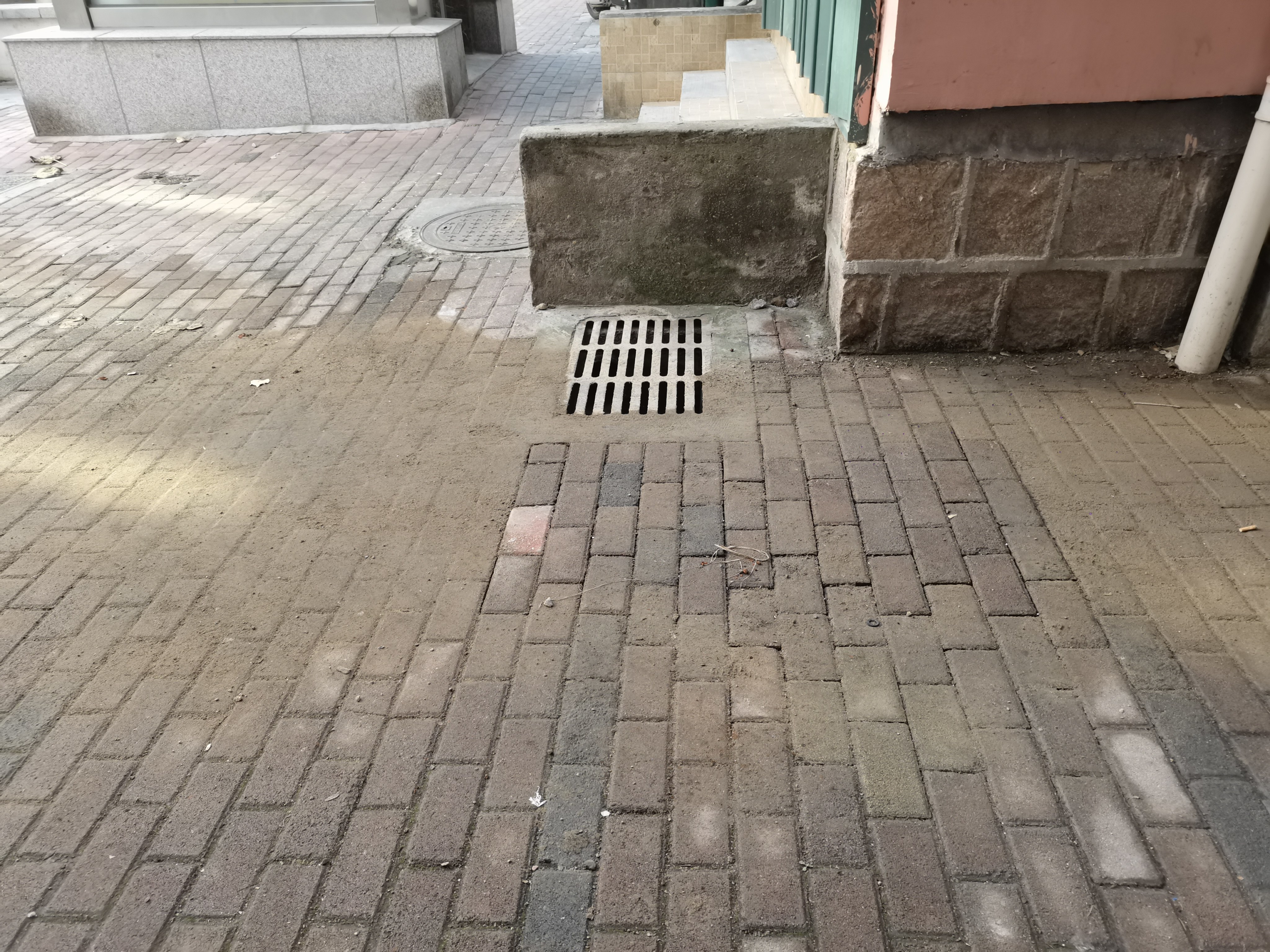 暖心台东 | 极速响应!台东街道高效办结水管爆裂抢修民生事