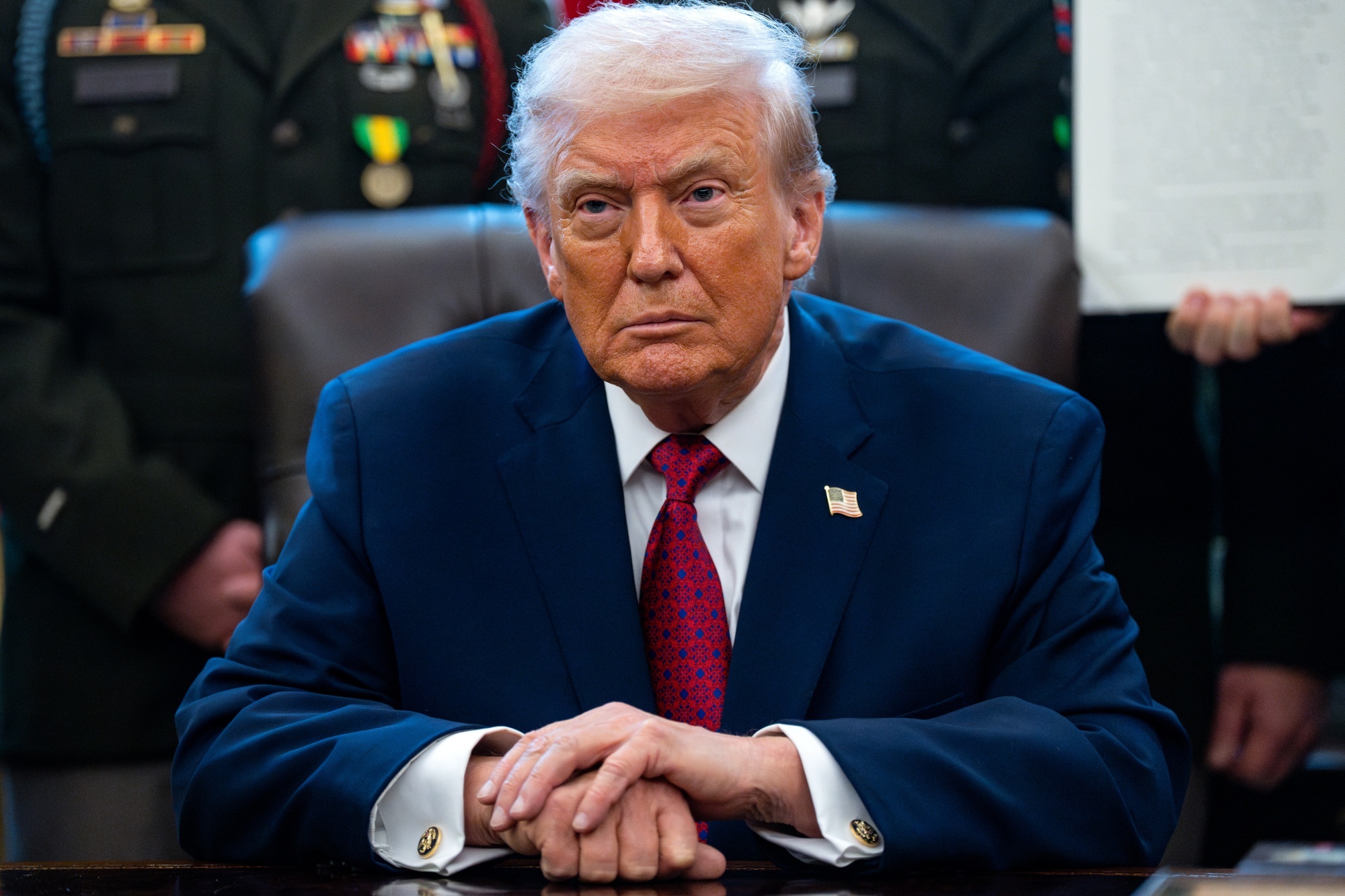 特朗普上午10点讲话，预告明年政策动向_凤凰网