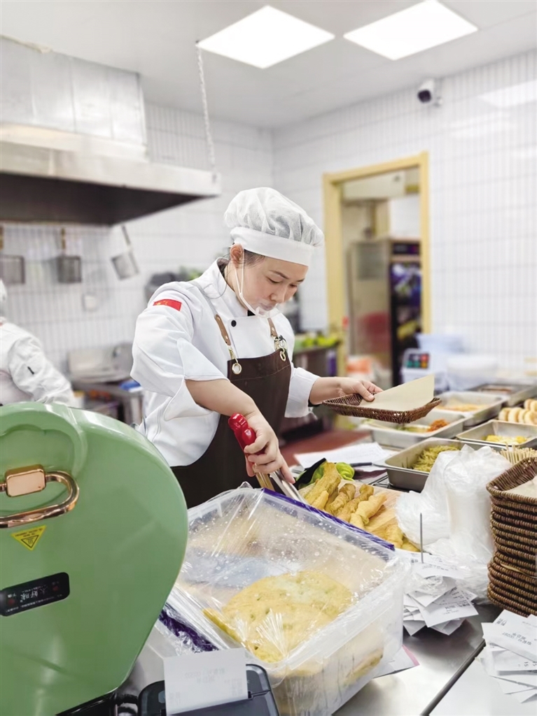 王娟在早餐店