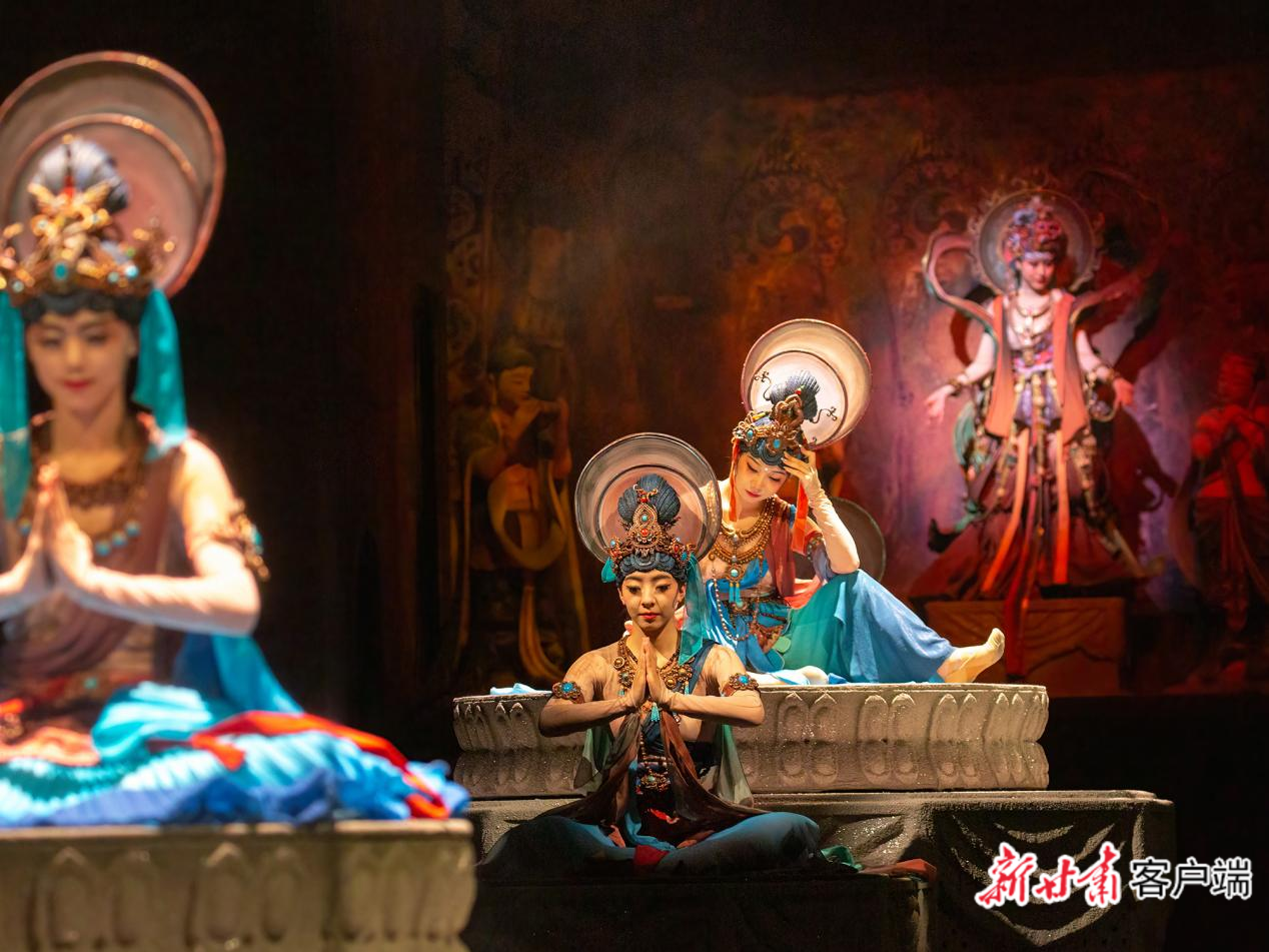 全球首部洞窟式沉浸体验剧《乐动敦煌》