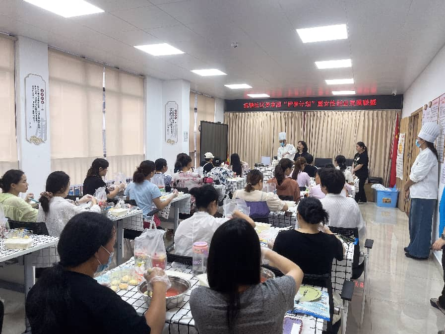 西乡街道流塘社区“护芳华”筛查暖人心，“护梦计划”赋能绽芳华