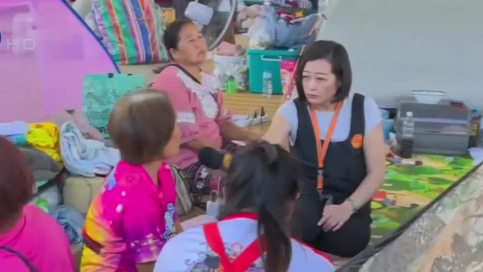 泰柬边境战事持续，素林府9万多边民撤离