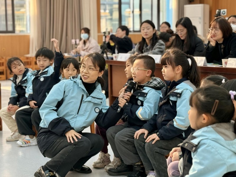 AI润童心&middot;阅读伴成长：AI+阅读以专家入园方式探索学前教育数字化转型