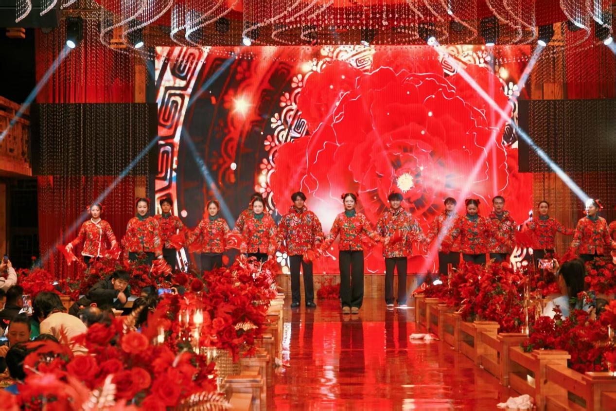 “龙舟之夜”让龙舟队感受回家的感觉