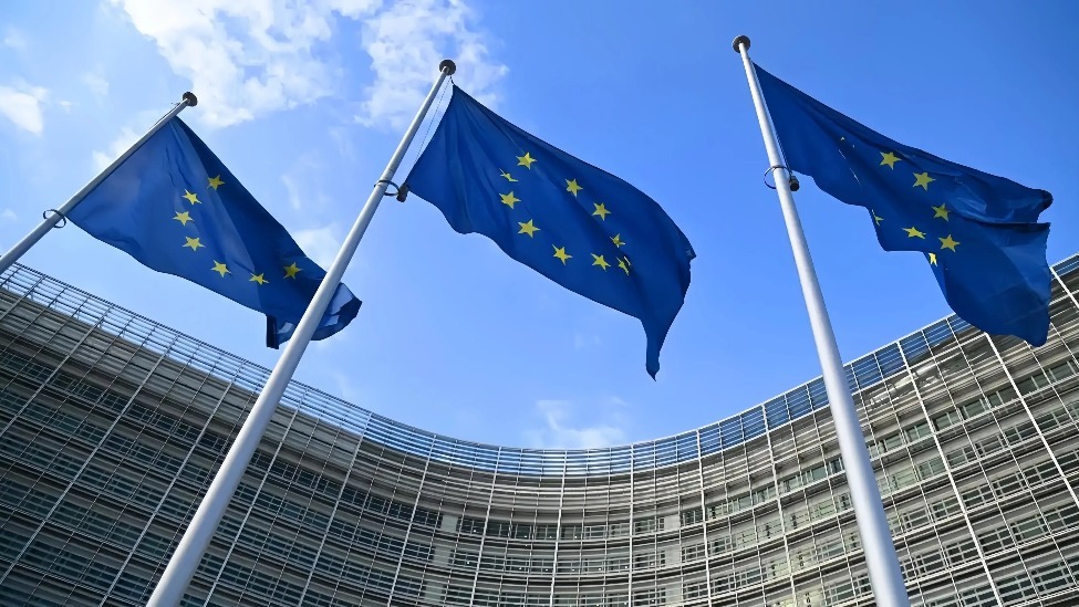 欧盟花钱“雇”乌克兰打仗