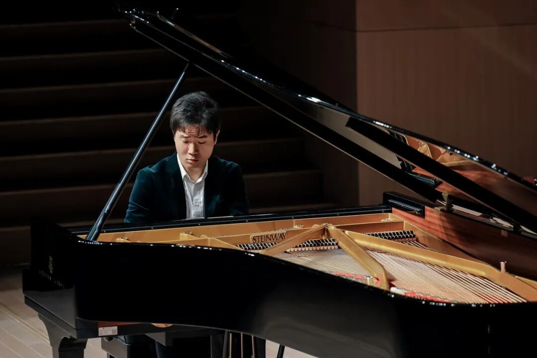 叶小纲《落花天》钢琴：张越