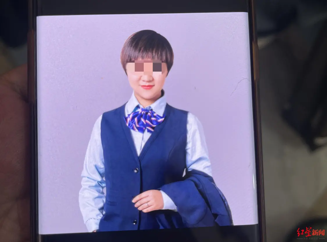 凤凰晚报|银行女经理和丈夫先后自杀,储户取款被告知78万存款只剩4000多元