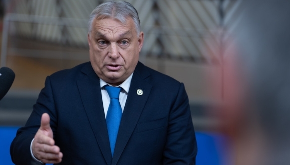 欧尔班:我们的钱还是花在国内修路吧,不拿去给乌克兰寡头买金马桶了