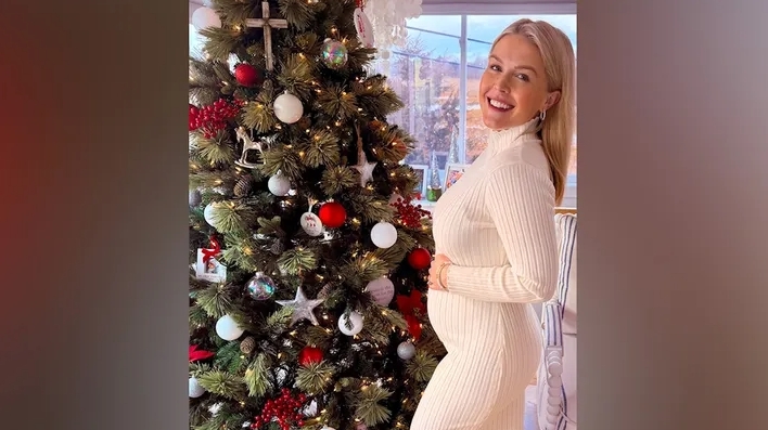 白宫发言人发照片,官宣怀孕