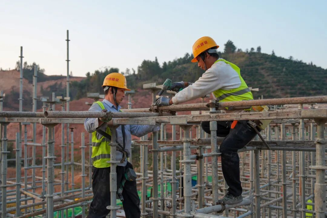 赣州3座新建火车站封顶 将结束寻乌、安远不通铁路历史