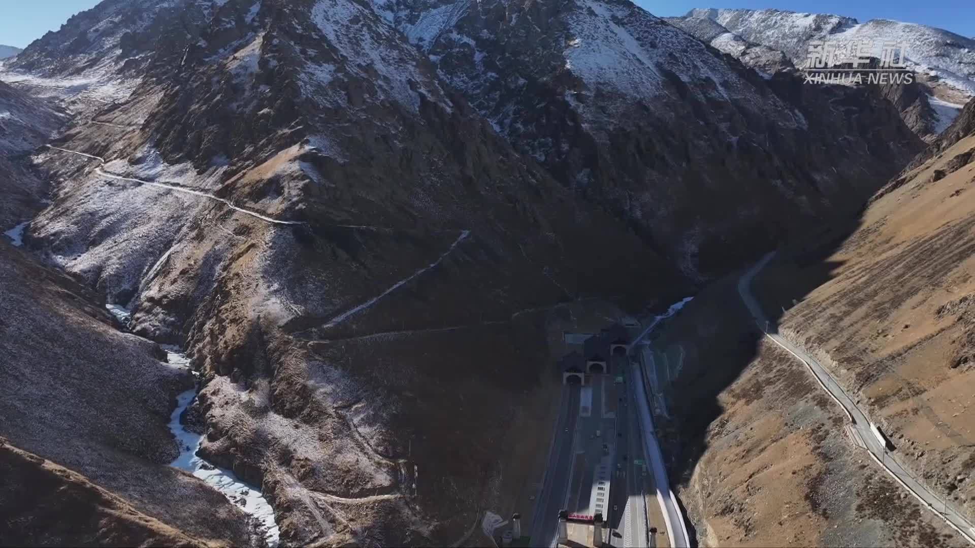 险途变通衢 驰骋越天山