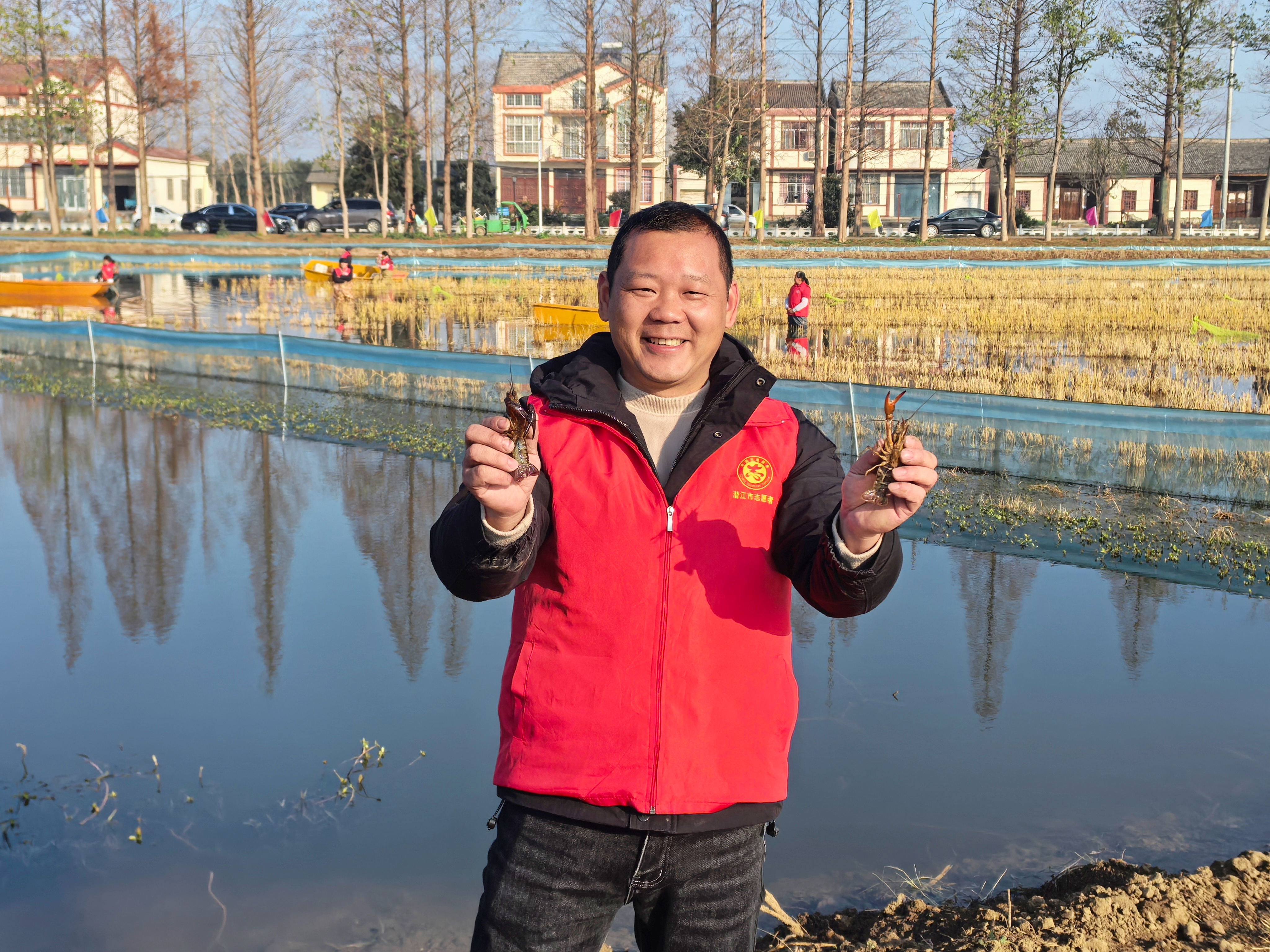 冬捕启幕虾正肥 潜江“四季有虾”悦丰年