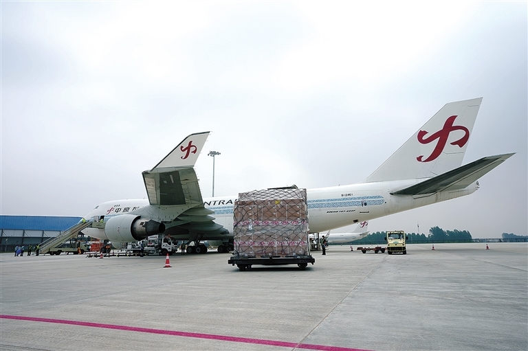 中原龙浩航空进一步拓宽了本土货运航线的规划空间与业务发展范围。