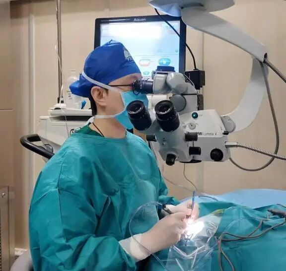 “健康快车”续写15年光明之约！深眼医团队千例手术点亮漯河