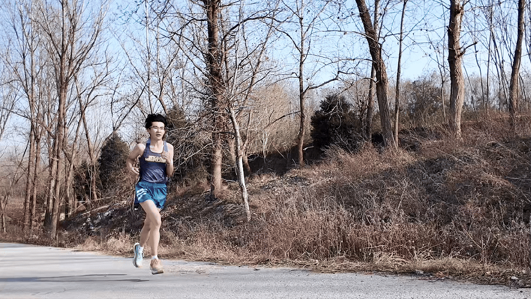 西安现代综合职业高中2025年冬季越野赛圆满落幕