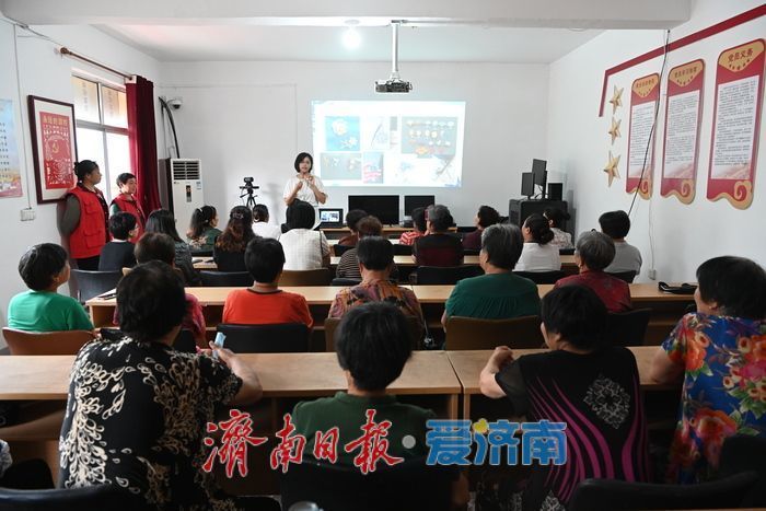 石崮沟、瓦峪沟、石匣三村共同开展非遗手造课堂