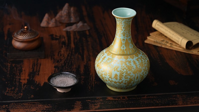 优者冬青花卉如意瓶纪念酒