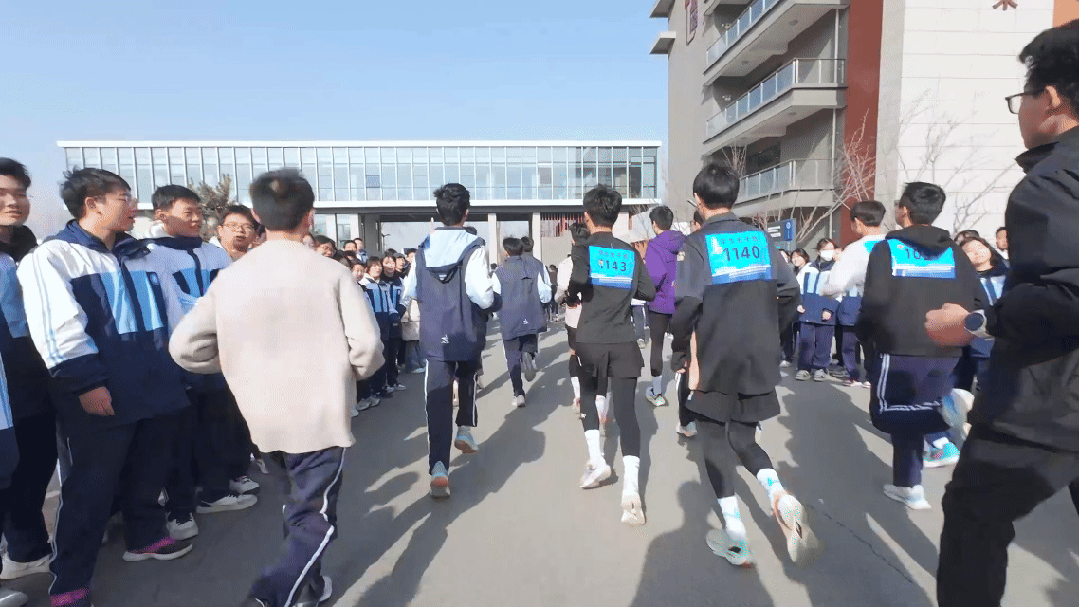 西安现代综合职业高中2025年冬季越野赛圆满落幕