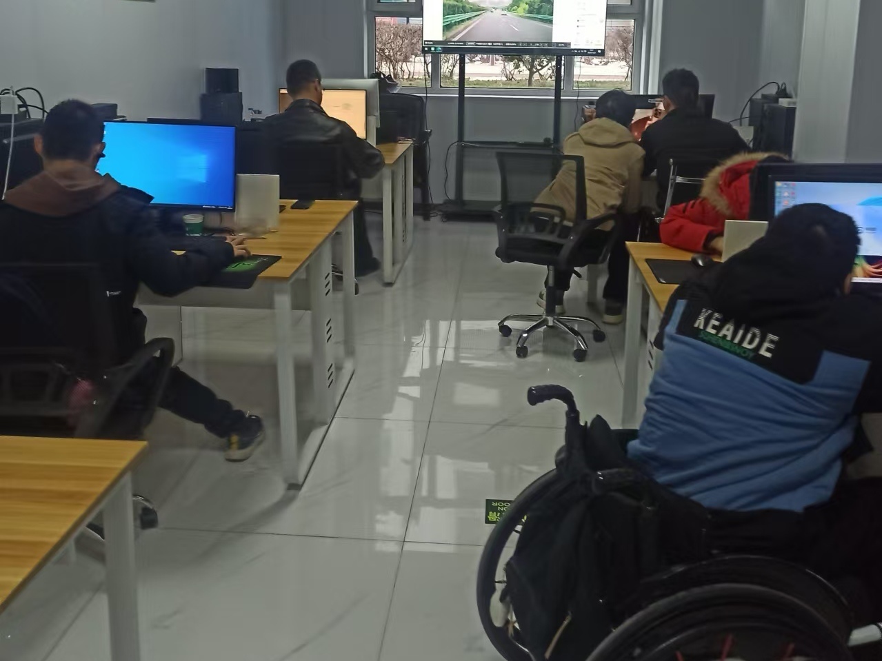 社区开展技能培训班