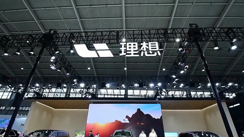 月销3万VS月销7万，新势力品牌销量分化的背后