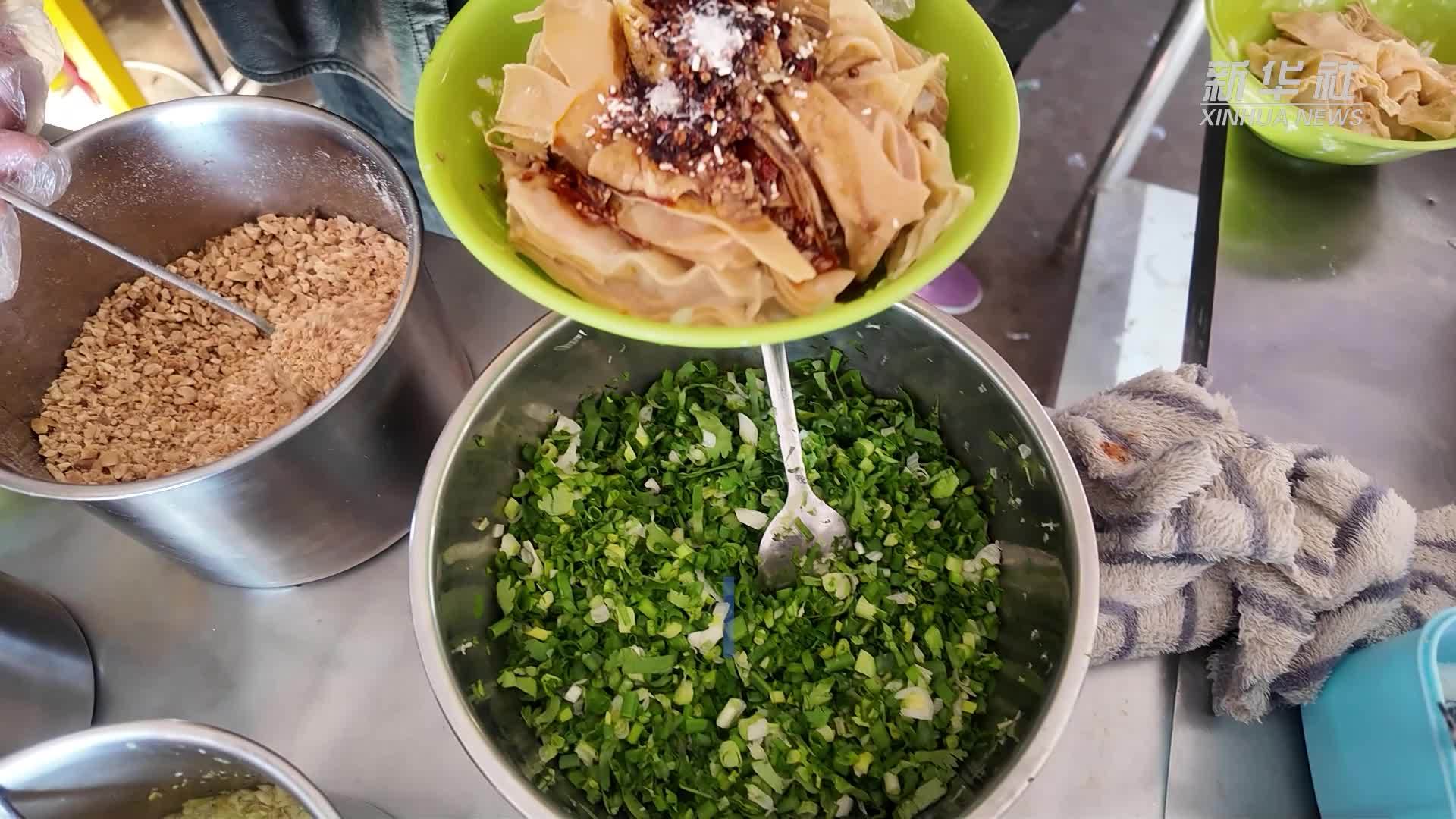 云南宾川：一碗锅巴油粉串联乡愁与幸福生活
