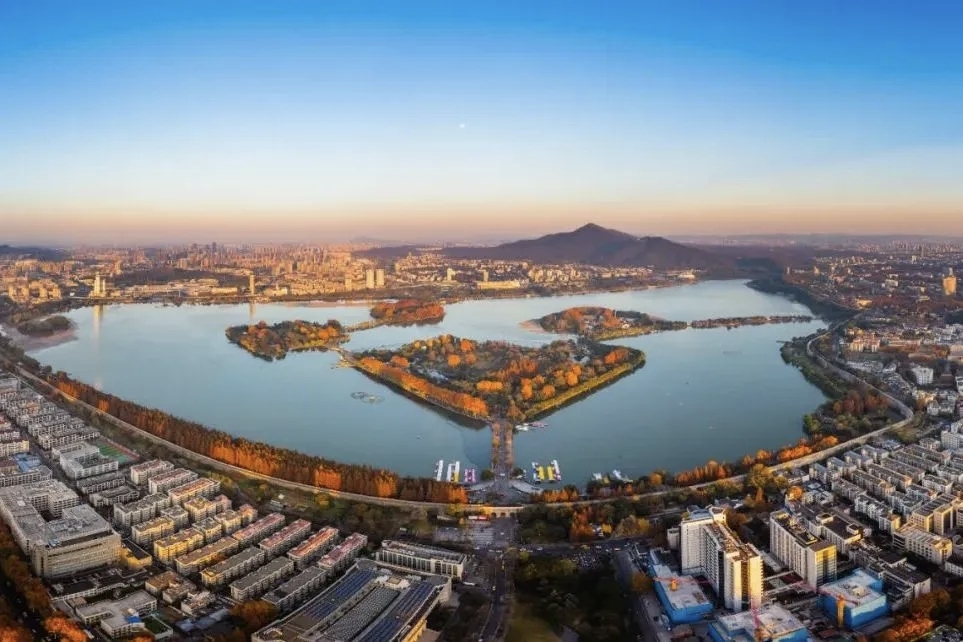 这个冬天来玄武，共赴“环湖冬暖”，玩转“三美探索”