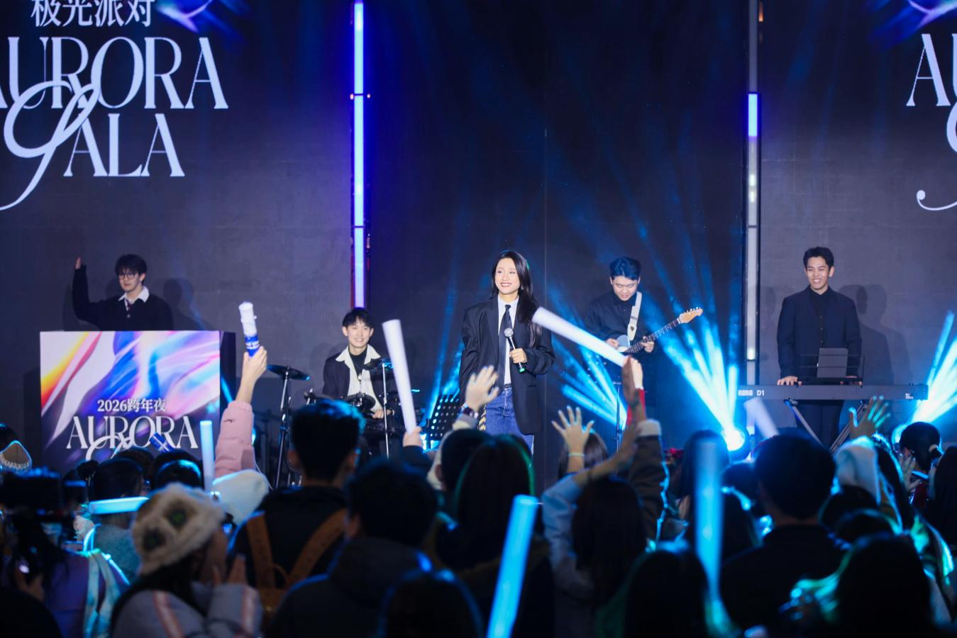 崂山区跨年夜消费热潮涌动 商超盛宴启新岁