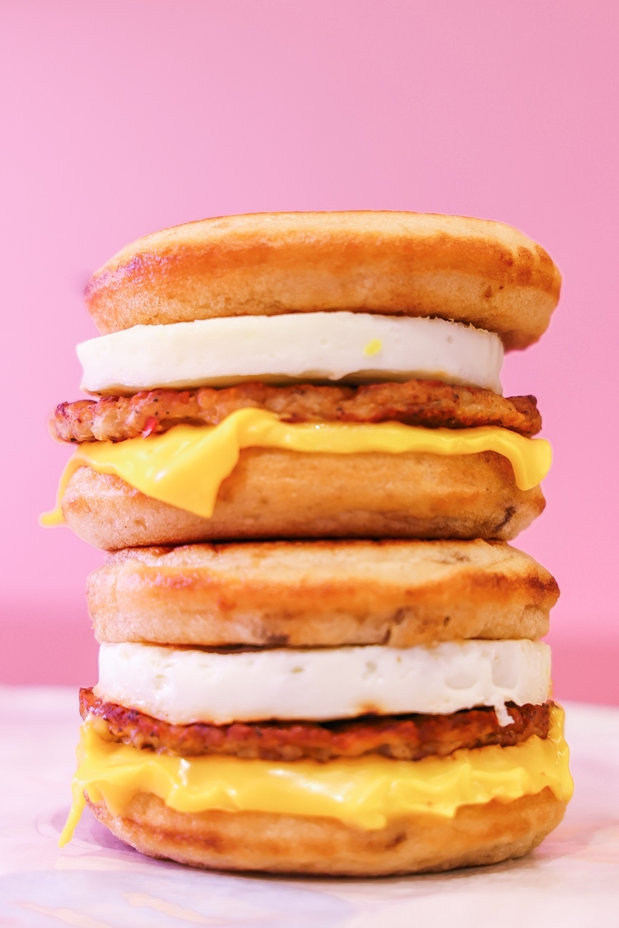 麦当劳枫糖风味厚松饼堡首次登陆中国内地