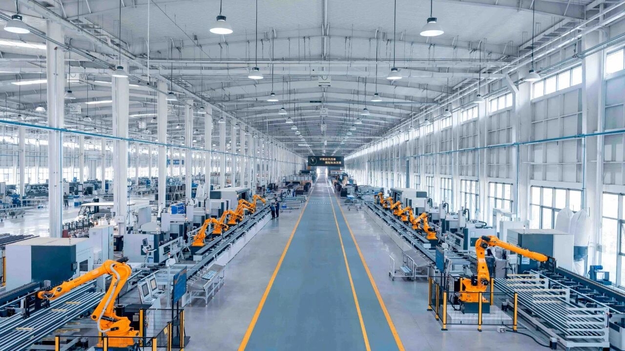 奥润顺达绿建科技智能制造车间。奥润顺达供图