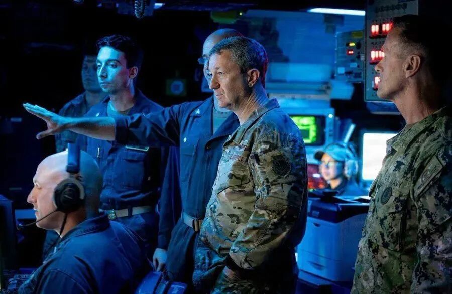 唐驳虎：一夜变天？美军抓住马杜罗后，真正的博弈才刚刚开始