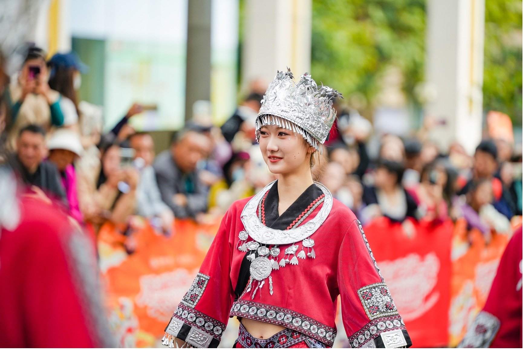 深圳节日大道上的“福田答卷”!2026深圳首场城市盛典四海一家大巡游活动精彩绽放
