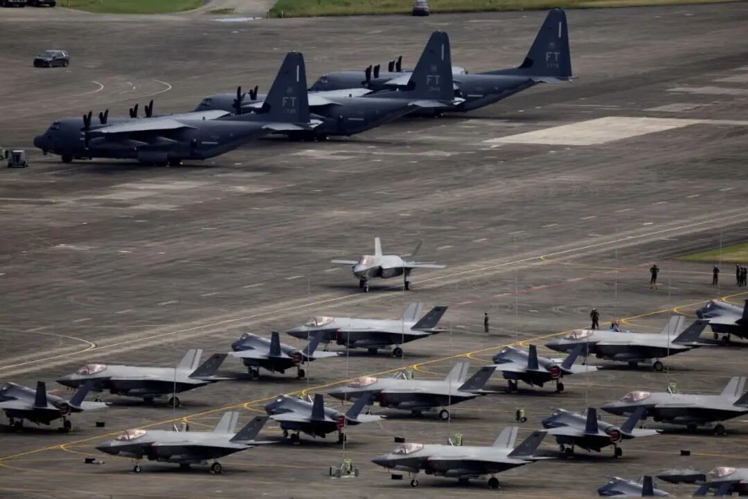 唐驳虎:美军突袭委内瑞拉,特朗普演都不演了