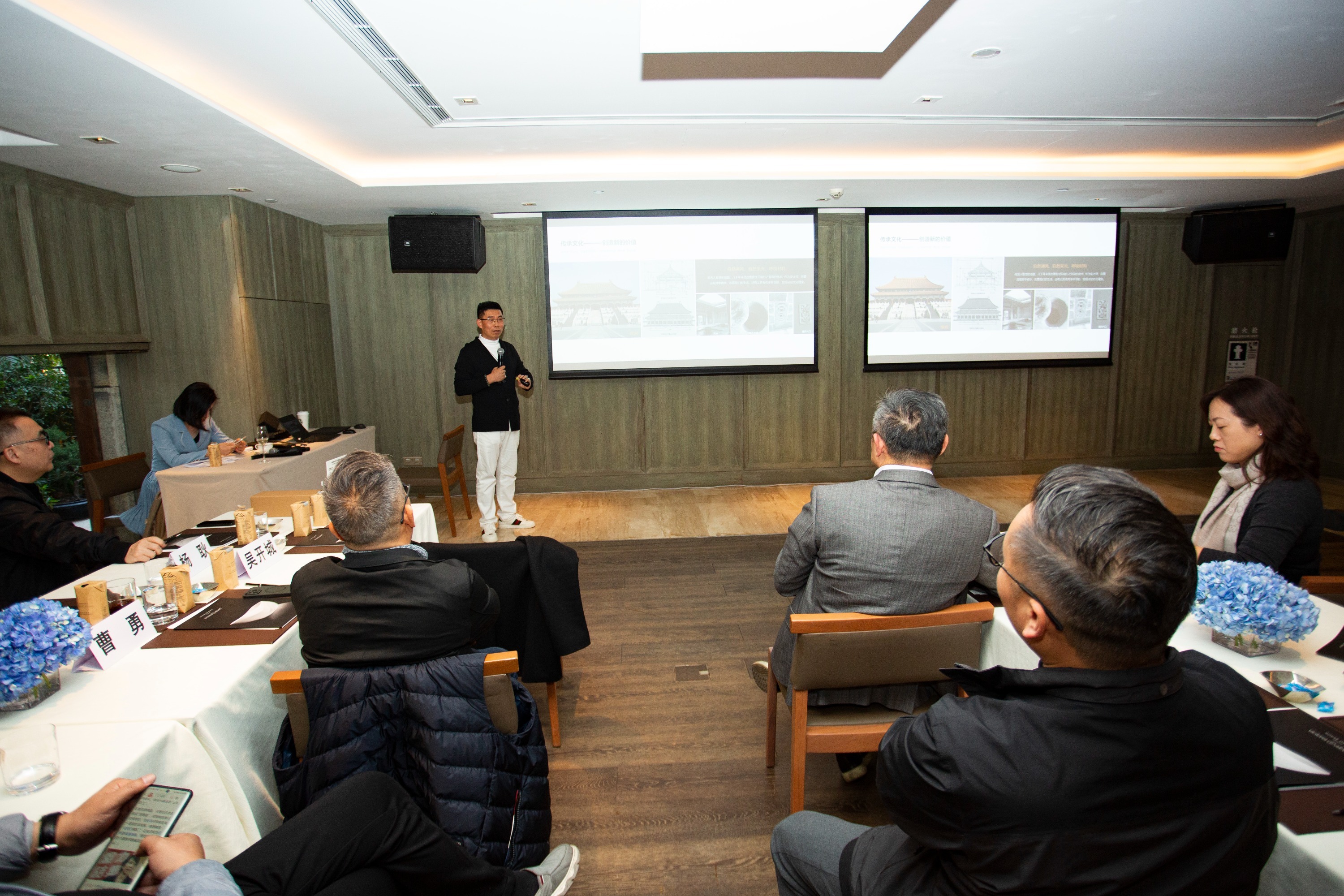 艺术科技交融共探未来人居 2026摩恩首场设计沙龙在深圳举行