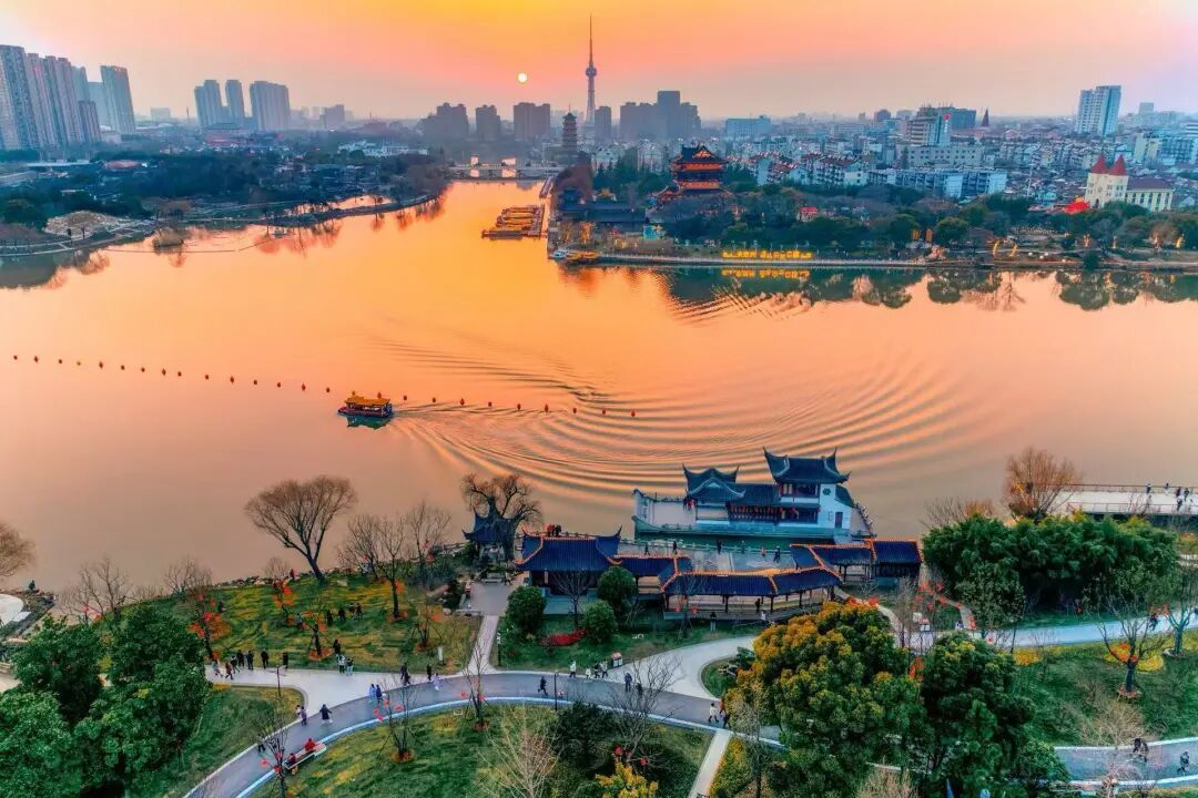 市委书记“三问”：未来的泰州要怎么走？