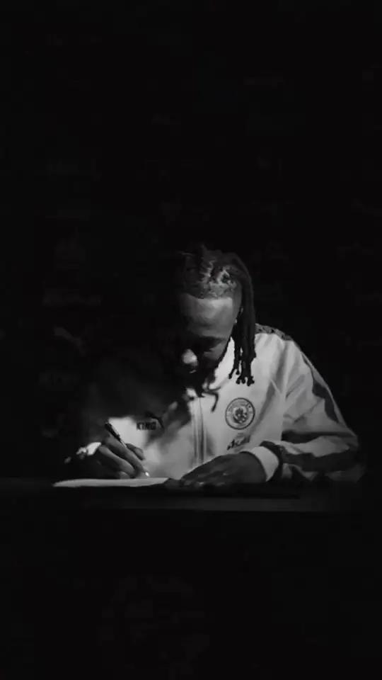 官方：曼城签下伯恩茅斯前锋塞门约；据悉转会总价6400万镑#曼城 #塞门约