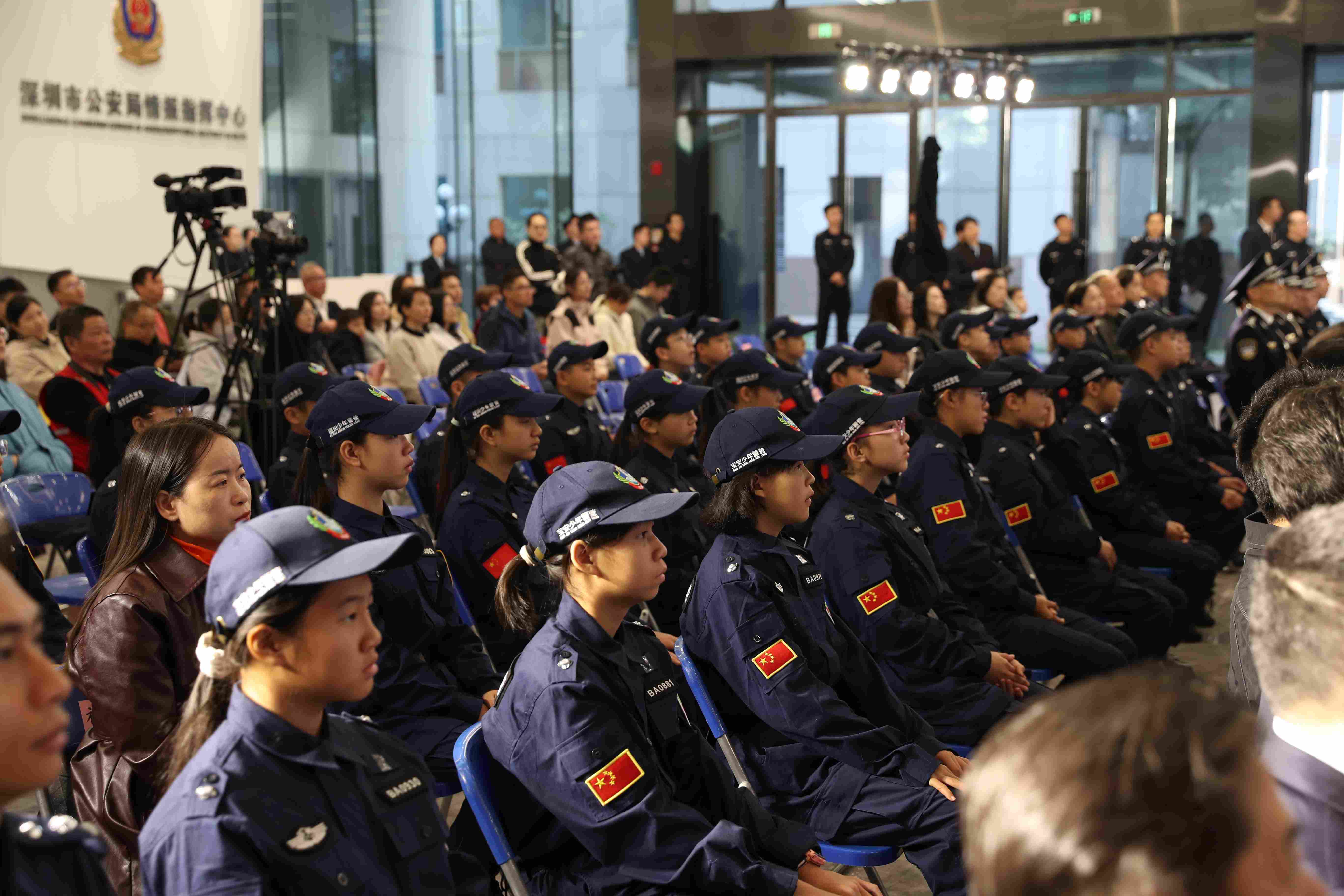 深圳少年警营:“三位一体”教官体系构建青少年教育新标杆